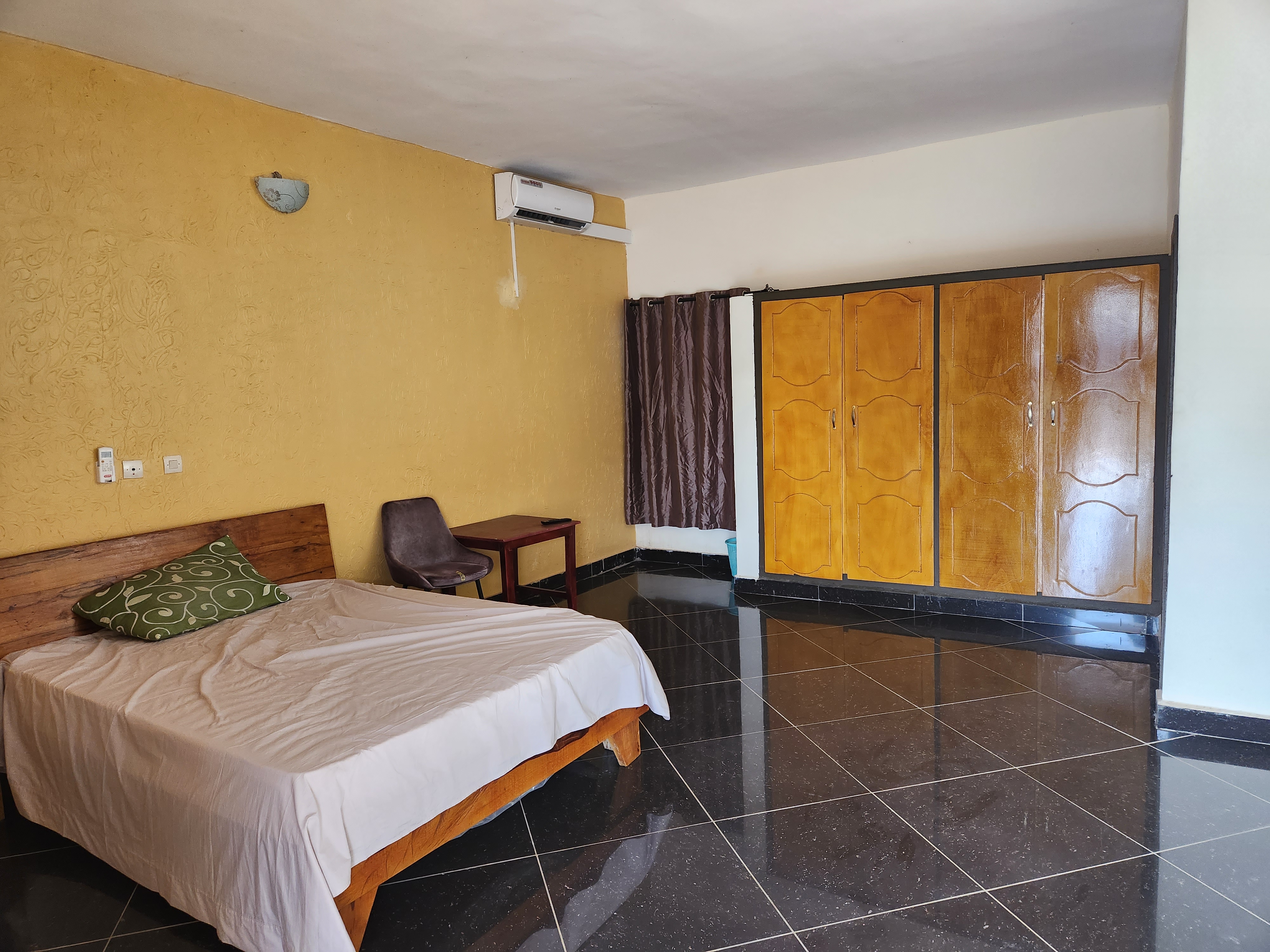 Hôtel Tenkro FK